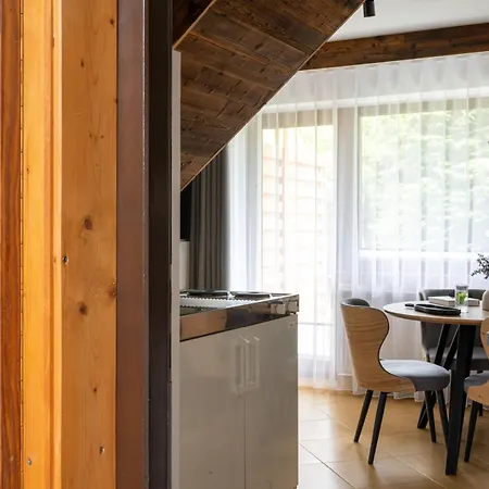 Apartment Modrzew *