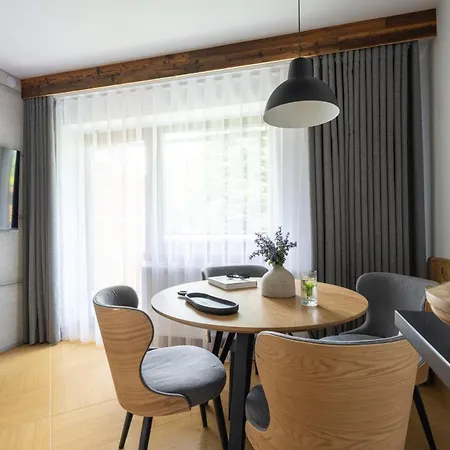 Apartment Modrzew